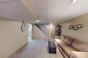 826 Minnie Maddern St, Albert Lea, MN 56007 - Photo 32