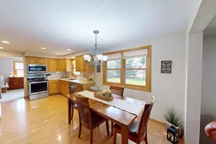 826 Minnie Maddern St, Albert Lea, MN 56007 - Photo 12