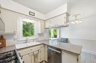 6433 Cavell Ave N, Brooklyn Park, MN 55428 - Photo 8
