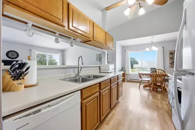 2923 32nd Street S, Moorhead, MN 56560 - Photo 4
