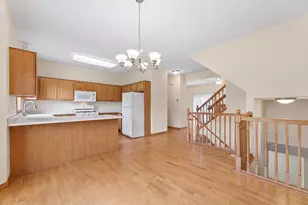 14157 43rd Ave N, Plymouth, MN 55446 - Photo 10