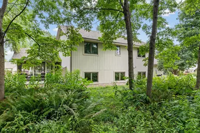 8925 Ashley Terrace, Brooklyn Park, MN 55443 - Photo 36