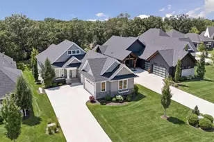 7100 Highland Ct, Eden Prairie, MN 55346 - Photo 4