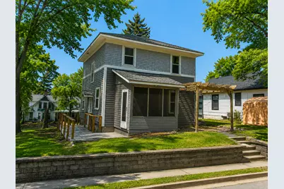 816 Vine Street, Hudson, WI 54016 - Photo 2