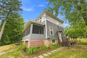 816 Vine St, Hudson, WI 54016 - Photo 4