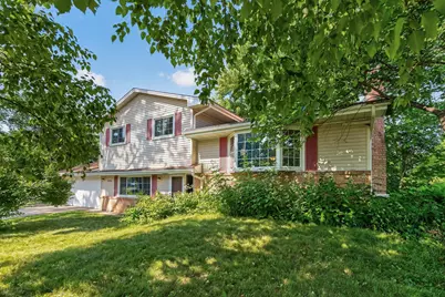 10704 Prescott Court, Burnsville, MN 55337 - Photo 2