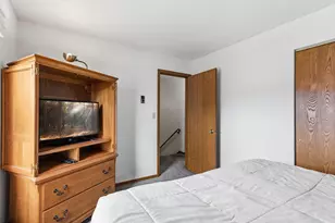 906 Galtier St, Saint Paul, MN 55117 - Photo 20
