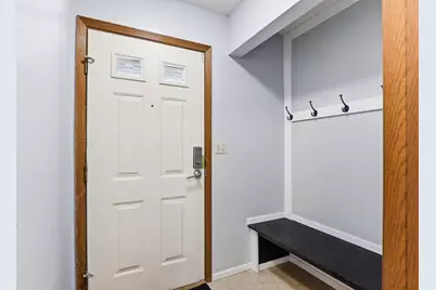 906 Galtier Street, Saint Paul, MN 55117 - Photo 2