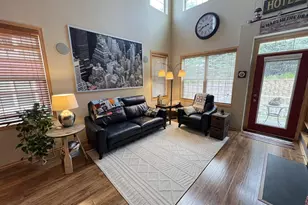 18060 Kindred Ct, Lakeville, MN 55044 - Photo 10