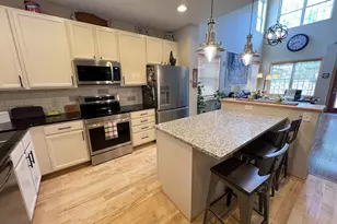 18060 Kindred Ct, Lakeville, MN 55044 - Photo 4
