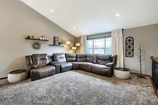 4137 Starling Dr, Hastings, MN 55033 - Photo 10