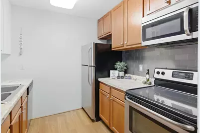 2800 Hamline Avenue N #347, Roseville, MN 55113 - Photo 8