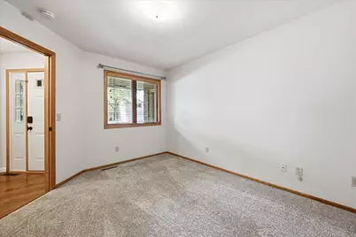 13104 Gemstone Court, Apple Valley, MN 55124 - Photo 18