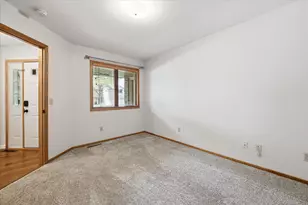 13104 Gemstone Ct, Apple Valley, MN 55124 - Photo 18