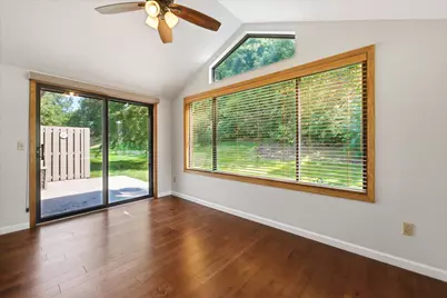 13104 Gemstone Court, Apple Valley, MN 55124 - Photo 10