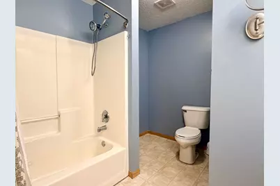 2110 Darling Avenue E, Alexandria, MN 56308 - Photo 14