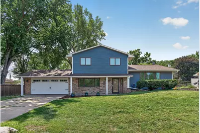 4270 Quaker Lane N, Plymouth, MN 55441 - Photo 1