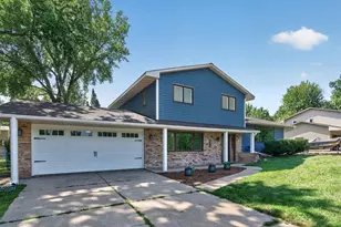 4270 Quaker Ln N, Plymouth, MN 55441 - Photo 2