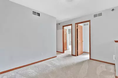 750 Maple Hills Drive #B, Maplewood, MN 55117 - Photo 22