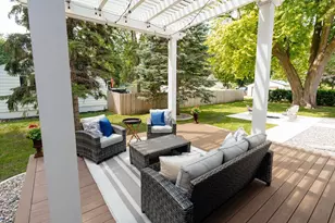 1527 Ford Ave N, Glencoe, MN 55336 - Photo 2