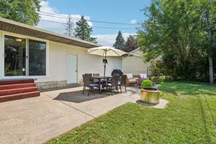 681 Terrace Dr, Roseville, MN 55113 - Photo 42
