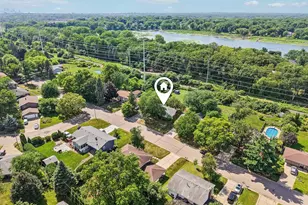 681 Terrace Dr, Roseville, MN 55113 - Photo 48