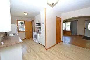 806 5th St NE, Staples, MN 56479 - Photo 8