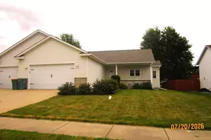 741 9th St SW, Pine Island, MN 55963 - Photo 1