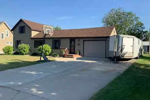 819 5th St, Nicollet, MN 56074 - Photo 2