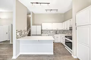 9712 Cimarron Cir, Minnetonka, MN 55305 - Photo 16