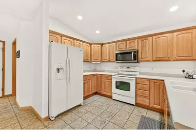 2970 Kenosha Drive NW, Rochester, MN 55901 - Photo 6