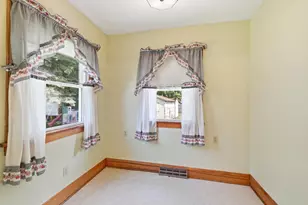 503 N Elm St, Belle Plaine, MN 56011 - Photo 16