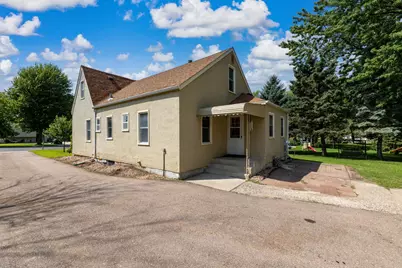503 N Elm Street, Belle Plaine, MN 56011 - Photo 30