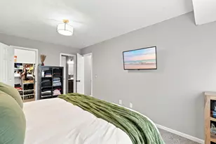 1711 Hickory Hill Dr, Eagan, MN 55122 - Photo 12