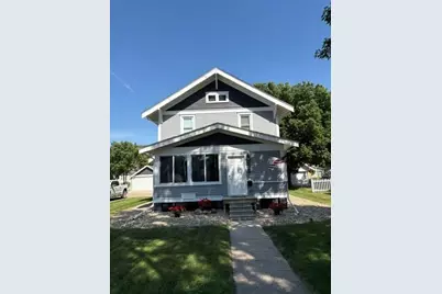 1345 6th Avenue N, Windom, MN 56101 - Photo 2