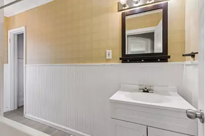 2442 Stewart Avenue, Saint Paul, MN 55116 - Photo 8