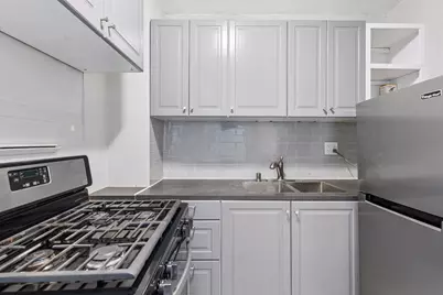 2442 Stewart Avenue, Saint Paul, MN 55116 - Photo 6