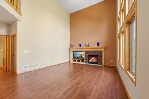 1517 Covington Ln, Eagan, MN 55122 - Photo 12