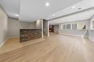 1517 Covington Ln, Eagan, MN 55122 - Photo 48