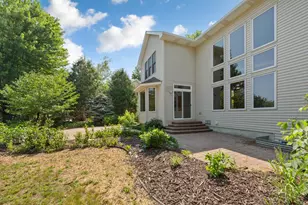 1517 Covington Ln, Eagan, MN 55122 - Photo 8