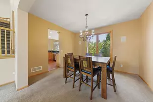 1517 Covington Ln, Eagan, MN 55122 - Photo 18