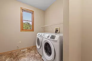 1517 Covington Ln, Eagan, MN 55122 - Photo 30