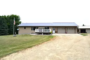 1544 Dickson Dr, Hendricks, MN 56136 - Photo 1