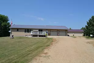 1544 Dickson Dr, Hendricks, MN 56136 - Photo 40