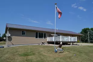 1544 Dickson Dr, Hendricks, MN 56136 - Photo 4