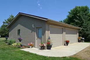 1544 Dickson Dr, Hendricks, MN 56136 - Photo 52