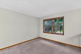 4020 Baffin Ln NE, Rochester, MN 55906 - Photo 4