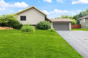 1417 Raleigh Dr, Burnsville, MN 55337 - Photo 4