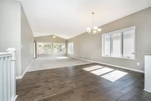 469 Roundhouse St, Shakopee, MN 55379 - Photo 4