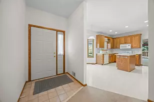 2309 Stephani Ct, Little Canada, MN 55117 - Photo 6